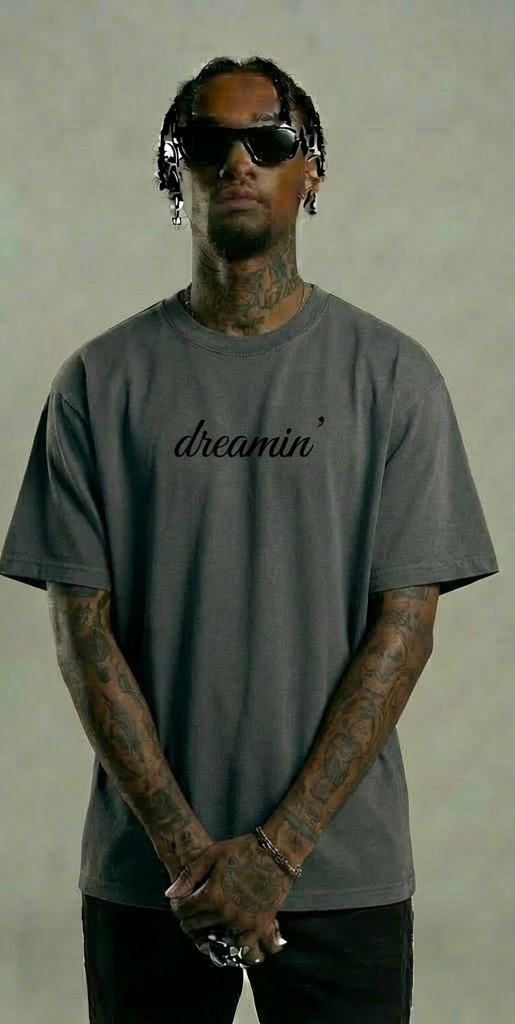 Dreamin’ Mountain Compass Graphic T-Shirt – Grey Streetwear Tee